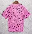 画像3: 90's~ USA製 ビンテージ【GECKO HAWAII】ゲッコーハワイ【ヤモリ】【ピンク×黒プリント】総柄【 Tシャツ】【サイズXL】  (3)