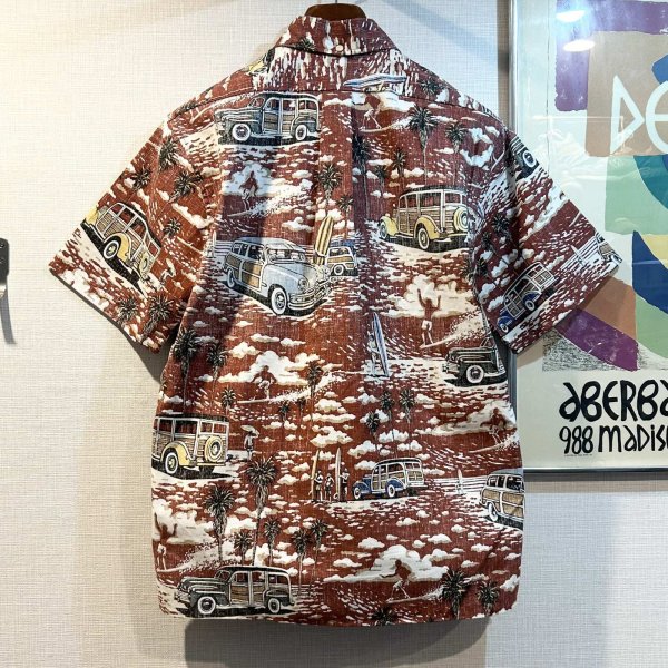 画像3: ほぼ未使用【ビンテージ】reyn spooner【レイン・スプーナー】【赤】【車とビーチ】【総柄】半袖【BDシャツ】【サイズS】   (3)