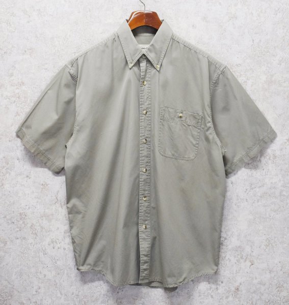 画像1: 90's~ ビンテージ【エディーバウアー】【Eddie Bauer】【カーキ】【無地】コットン【半袖シャツ】【BDシャツ】【サイズM】  (1)