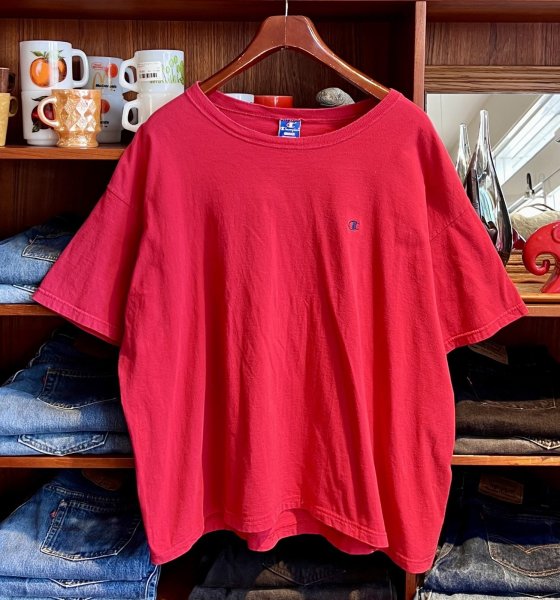 画像1: 【90's】【USA製】【ビンテージ】【チャンピオン】【Champion】胸ロゴ付き【赤】無地【Tシャツ】【サイズXL】  (1)