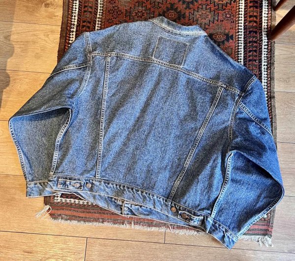 画像3: 90’s 【ビンテージ】USA製【リーバイス】【LEVIS】【70598 4891】【デカパッチ】【Gジャン】デニムジャケット【サイズXL】  (3)