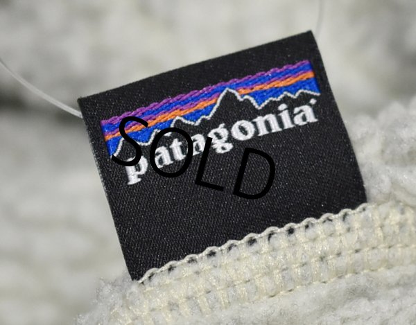 画像2: 【パタゴニア】patagonia【リバーシブル・シアーリング・クルー】白ｘ紺 フリースｘスウェット【サイズXL程度】  (2)