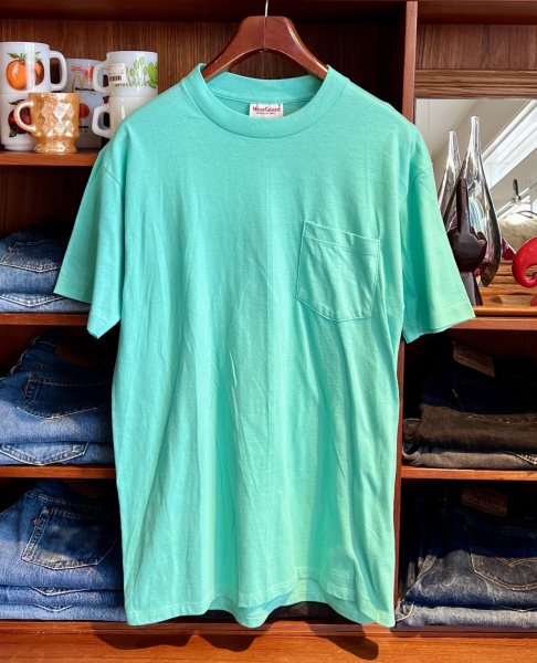 画像1:  デッドストック 90's【USA製】Wear Guard ウェアガード【ビンテージ】ライムグリーン 胸ポケット 無地 【Tシャツ】【サイズＬ】  (1)