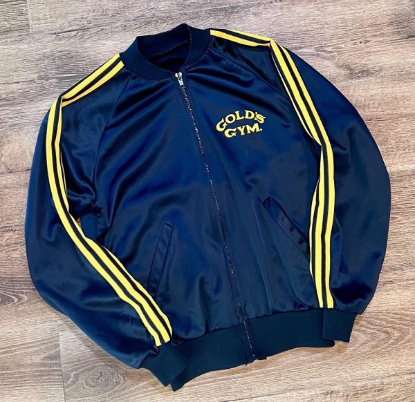 画像3: 【ビンテージ】【GOLD's GYM】ゴールドジム【黒×黄色ライン】【背面プリント入り】ジャージ【トラックジャージ】S程度  (3)