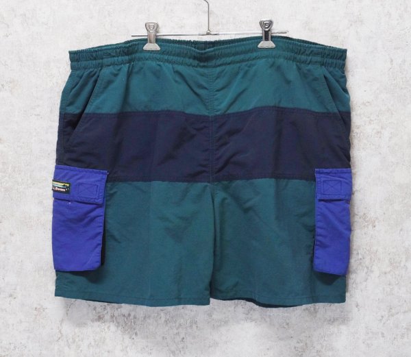 画像1: 【ビンテージ】【LLビーン】【L.L.bean】【紺x緑x紫】クレイジーパターン【ショーツ】【ナイロンショーツ】スウィムショーツ【L/G】  (1)