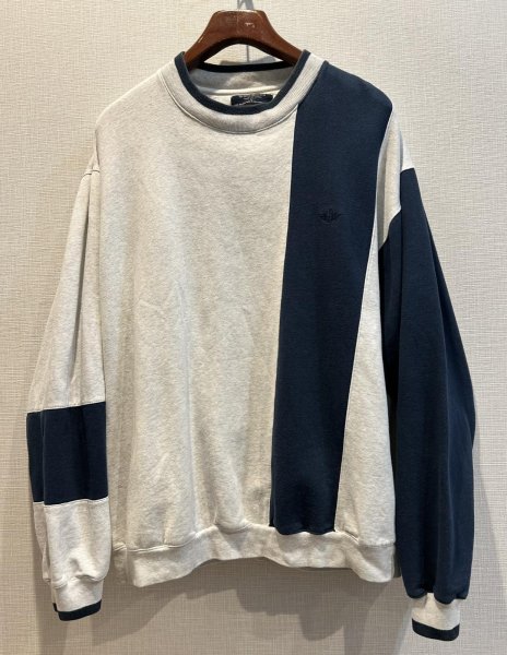 画像1: 90's~【ビンテージ】【DOCKERS】ドッカーズ【リーバイス】【グレー×紺 切り返し】【クルーネック】【スウェット】【サイズL】  (1)