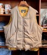 画像1: 70's~【ビンテージ】【Eddie Bauer】【エディーバウアー】バウアーダウン【ブラウンベージュ】ダウン【ダウンベスト】【サイズUS46】  (1)