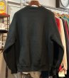 画像3: 90's~【USA製】【RUSSELL】ラッセル 【ビンテージ】ブラック【黒】【無地】【クルーネック】前V スウェット【サイズL】  (3)