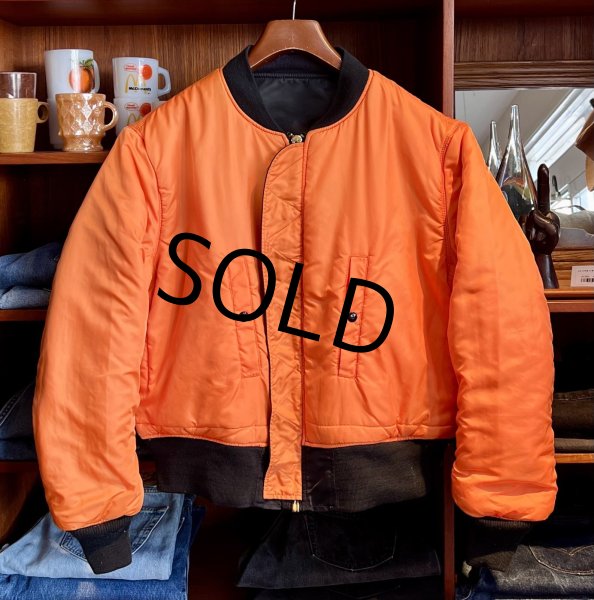 画像4: ビンテージ【ALPHA INDUSTRIES】アルファ製【MA-1】フライトジャケット【サイズL】   (4)