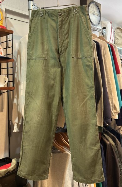 画像2: 70's【米軍実物】【ビンテージ】【ベイカーパンツ】UFOボタン Wステッチ OG107【ユーティリティパンツ】【32×33】  (2)