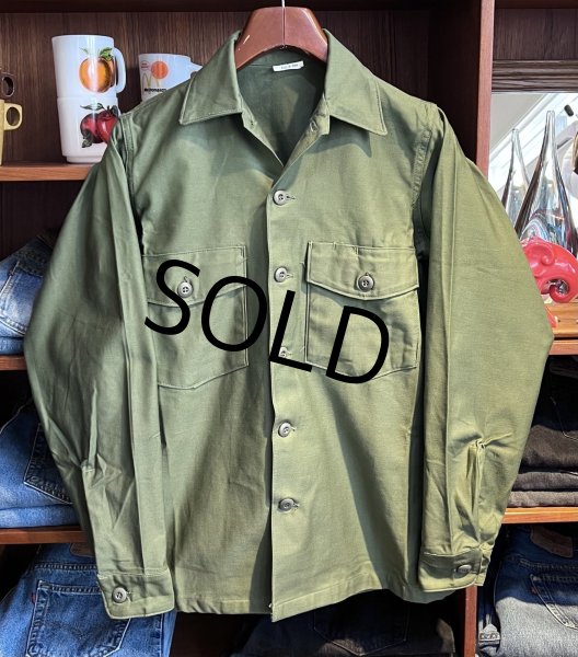 画像1: デッドストック【70's】【米軍実物】【ビンテージ】【U.S.ARMY】【ユーティリティシャツ】【14 1/2×33】  (1)