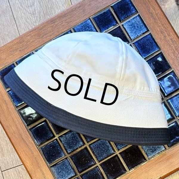 画像1: 程度良好!! ビンテージ【U.S.NAVY】ブルートリム【セーラーハット】【７１/４】  (1)