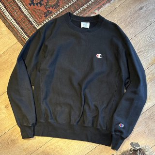 千葉県八千代市勝田台でアメリカ直輸入の古着を販売しています。