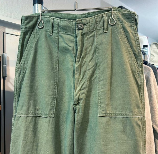 画像4: 70's【米軍実物】【ビンテージ】【ベイカーパンツ】UFOボタン Wステッチ OG107【ユーティリティパンツ】【32×33】  (4)