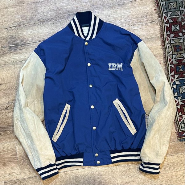 画像1: 【90's〜】【ビンテージ】【IBM】ナイロンｘヌバック 切り返し【紺ｘベージュ】【スタジャン】【サイズL程度】  (1)