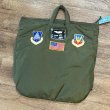 画像1: 程度良好!! 70's【ビンテージ】【米軍実物】【USAF】FURRY ワッペン付き【ヘルメットバッグ】  (1)