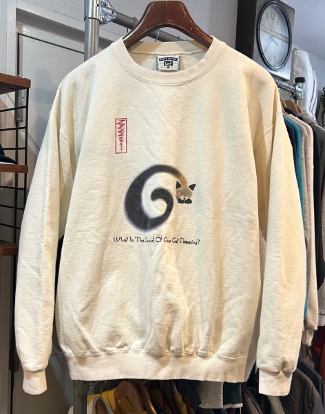 画像1: 90's【USA製】ビンテージ【LEE】【リー】【生成り】【猫】ねこ【What is the sound of one cat happing?】【スウェット】【サイズL】  (1)