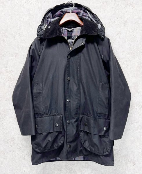 画像1: 程度良好!!【ビンテージ】【イングランド製】 【バブアー】【Barbour】フード付き【黒】ビューフォート【オイルドジャケット】36  (1)