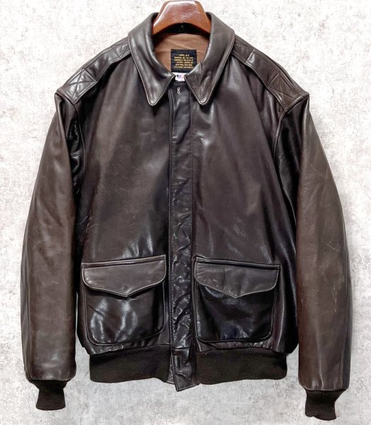 画像1: ~90's【USA製】ビンテージ【AVIREX】アヴィレックス【ブラウン】【A-2タイプ】【レザージャケット】XL程度【US48】  (1)