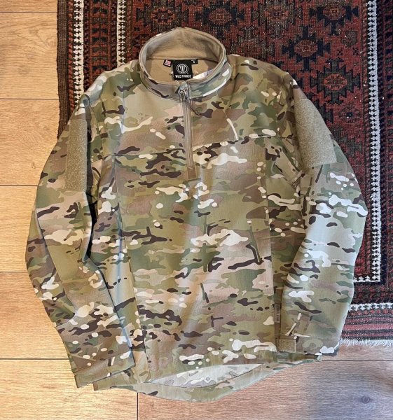 画像1: デッドストック【新品未使用】ビンテージ【WILD THINGS】ワイルドシングス【マルチカム】【ハーフジップジャケット】【サイズS】  (1)