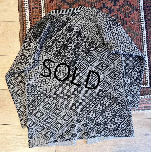 画像3: 黒ｘグレー 雪柄【ノルディックカーディガン】ウールカーディガン  (3)