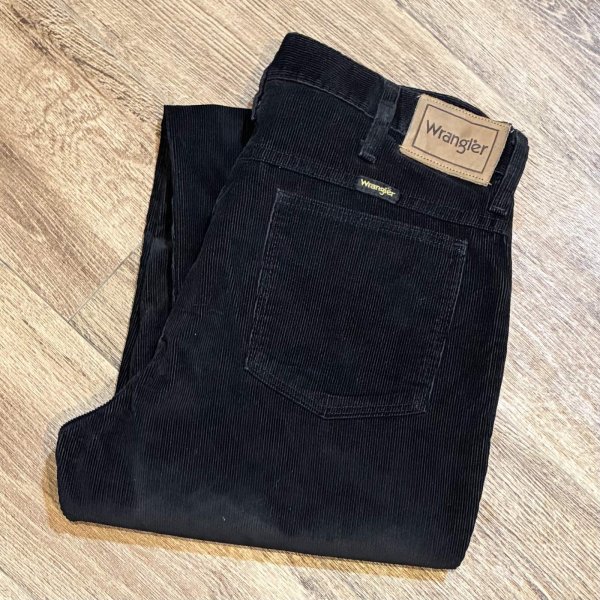 画像1: 90’s ビンテージ【USA製】Wrangler【ラングラー】【黒・ブラック】【コーデュロイパンツ】【36X32】  (1)