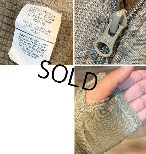 画像2: ビンテージ【米軍実物】U.S.ARMY【ECWCS】GEN3【LEVEL2】【コヨーテ】ブラウン タンカラー グリッドフリース【プルオーバーシャツ】【M-R】  (2)