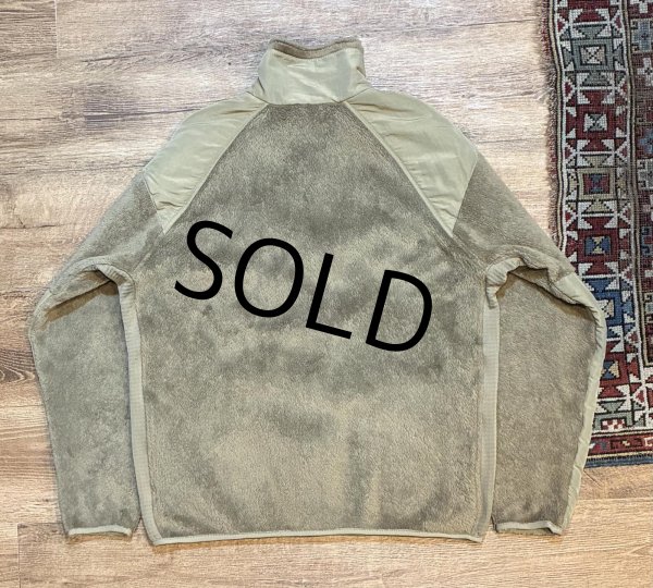 画像3: ビンテージ【米軍実物】U.S.ARMY【ECWCS】GEN3【Polartec】【ポーラテック】【コヨーテ】タンカラー【フリースジャケット】【M-R】  (3)