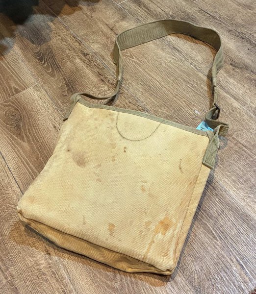 画像3: 40's【ビンテージ】ww2【米軍実物】U.S.ARMY【BASE PLATE M4】【ショルダーバッグ】  (3)