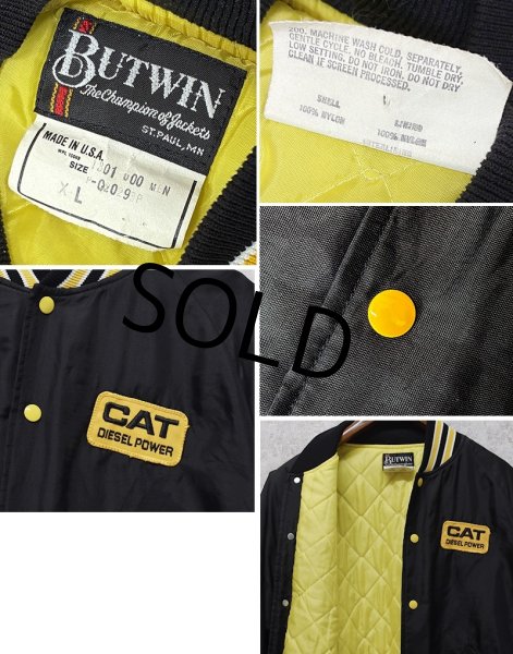 画像2: 80's【USA製】【ビンテージ】【BUTWIN】バトウィン【CAT DIESEL POWER】【黒ｘ黄色】【中綿入りサテンスタジャン】【サイズXL】  (2)
