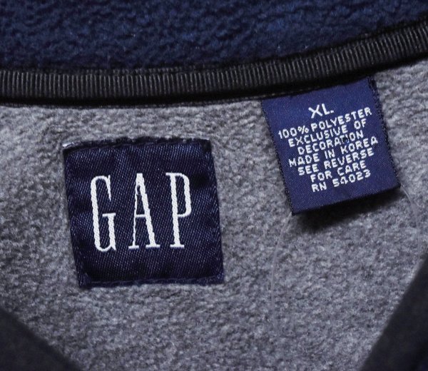 画像2: ビンテージ【オールドギャップ】【GAP】紺【Vネック】【フリース】【プルオーバー】【サイズXL】  (2)