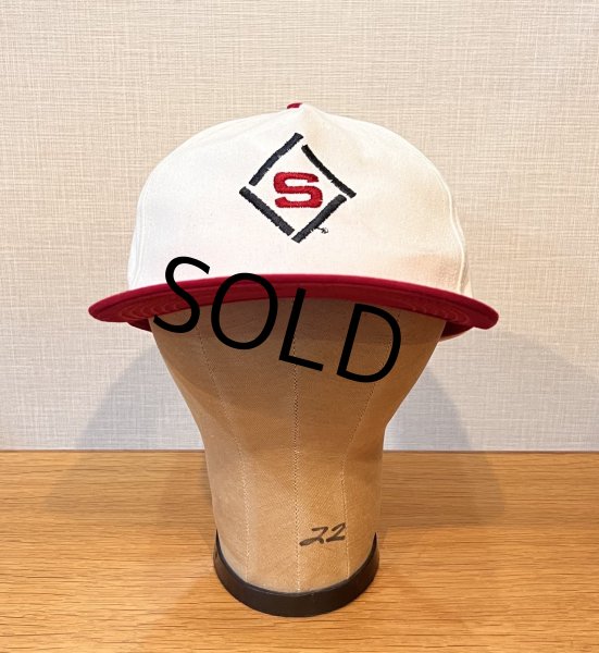 画像3: 程度良好!! 【USA製】K-Products【ビンテージ】【Sマーク】刺繍ロゴ【白×赤】BBキャップ【ベースボールキャップ】  (3)