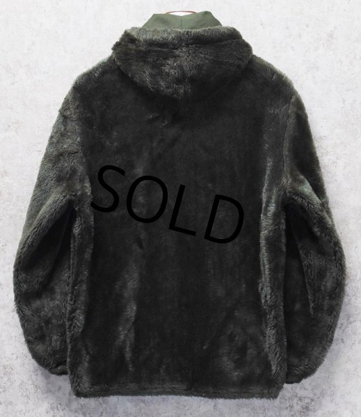 画像3: 〜80's【ビンテージ】オリーブグリーン ナイロンｘフェイクファー【リバーシブルパーカ】  (3)