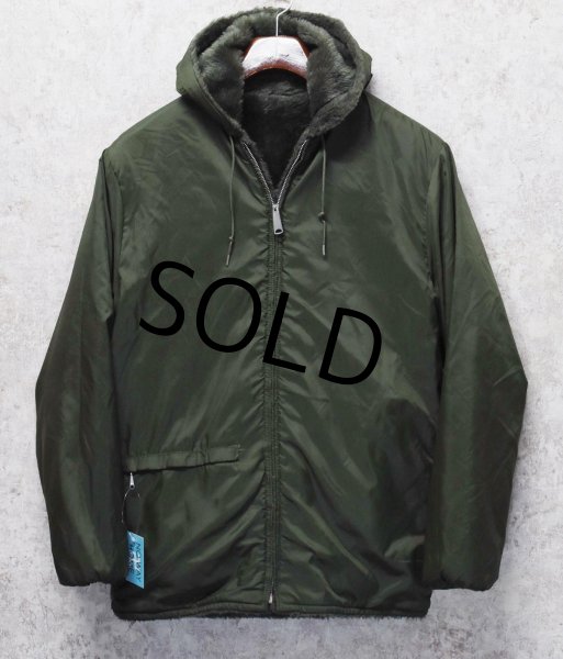 画像4: 〜80's【ビンテージ】オリーブグリーン ナイロンｘフェイクファー【リバーシブルパーカ】  (4)