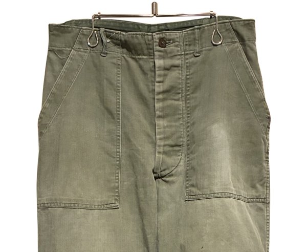 画像3: 50's【ビンテージ】 U.S.ARMY 【M-47】【ヘリンボーンツイル】【HBTパンツ】 M47【ベイカーパンツ】【W30程度】  (3)