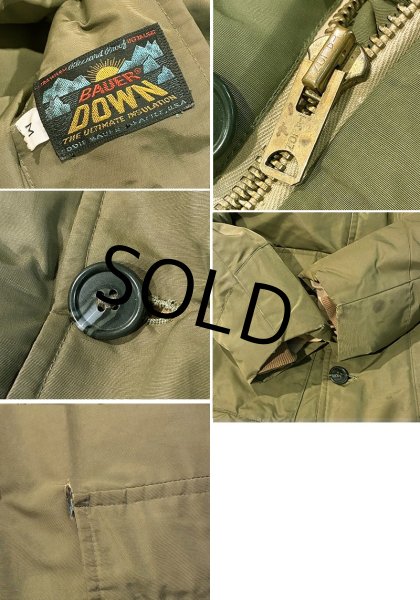 画像2: 60's【ビンテージ】Eddie Bauer【エディーバウアー】【バウアーダウン】【オリーブグリーン】ポーラライト【ダウンジャケット】【サイズM】 (2)
