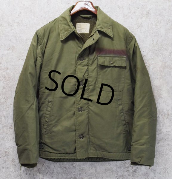 画像2: 【70's】【米軍実物】【U.S.NAVY】 【アルファ製】ステンシル入り【A-2】デッキジャケット【サイズM】  (2)