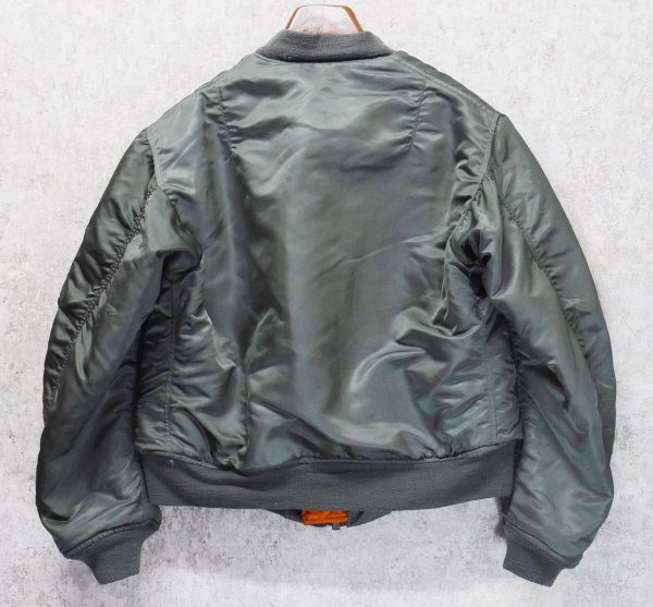 画像3: 70's【ビンテージ】U.S.ARMY【米軍実物】USAF 【アルファ製造】【MA-1】【MIL-J-8279E】ALPHA 【サイズM】  (3)