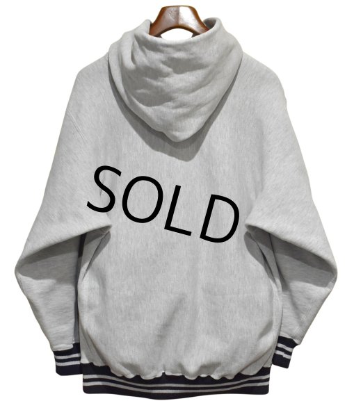 画像3: 90's【USA製】ビンテージ【チャンピオン】【Champion】【胸ロゴ入り】グレー【リブ黒白ボーダー】【リバースウィーブ】【パーカー】【サイズXXL】  (3)