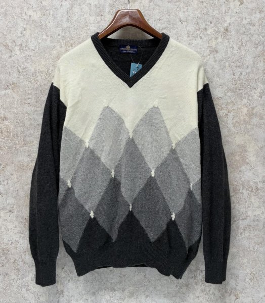 画像1: イタリー製【EREDI PISANO】【グレーｘチャコールｘ黒】【アーガイル】【Ｖネックセーター】カシミアセーター【サイズL】  (1)