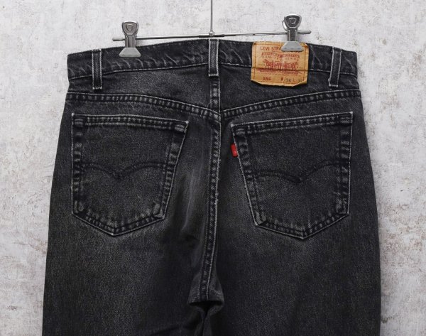 画像4: 90's【USA製】【ビンテージ】【LEVI'S】【リーバイス５５４】554【黒】【デニムパンツ】ブラックデニム【34×32】  (4)