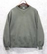 画像1: 90'ｓ【USA製】【RUSSELL】ラッセル 【ビンテージ】若草色【無地】【クルーネック】前V スウェット【サイズL】  (1)