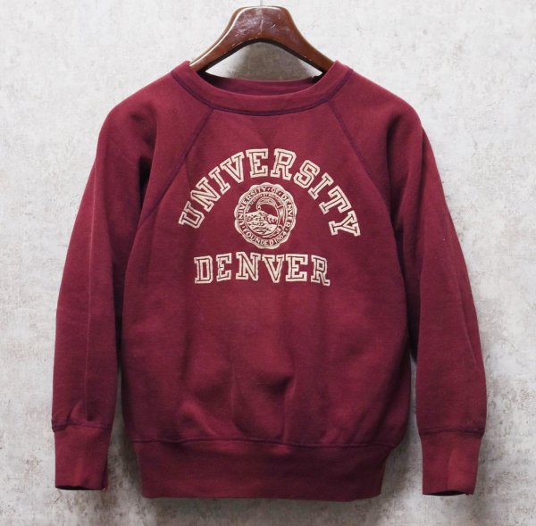 画像2: 60's【ビンテージ】【DENVER UNIVERSITY】デンバー大学【フロッキープリント】カレッジロゴ【エンジ】【スウェット】【サイズL程度】  (2)
