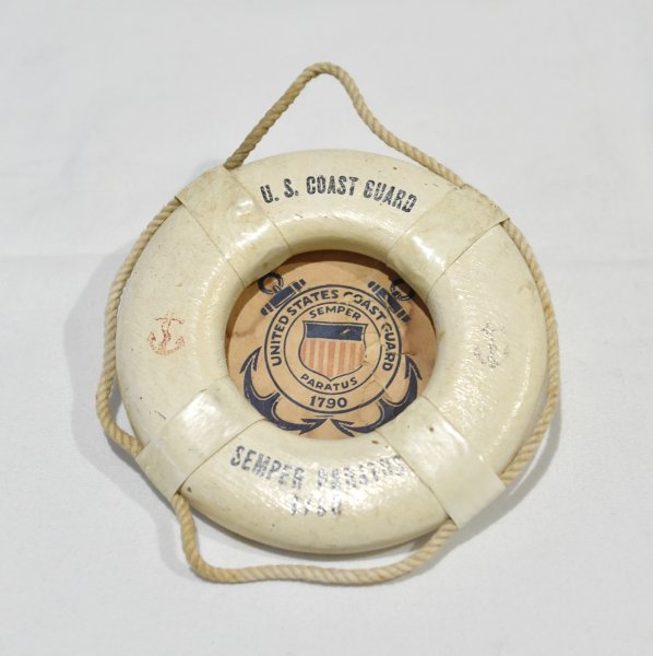 画像1: 【ビンテージ】アンティーク【USCG】アメリカ沿岸警備隊【浮き輪】救命浮輪【ミニチュア】オブジェ【雑貨】置物  (1)