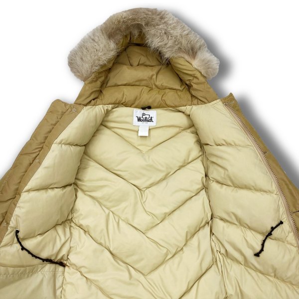 画像4: 70's【ビンテージ】【ウールリッチ】【Woolrich】【ベージュ】【中綿入り】【ファーフード付き】【中綿ダウンジャケット】【サイズM程度】  (4)