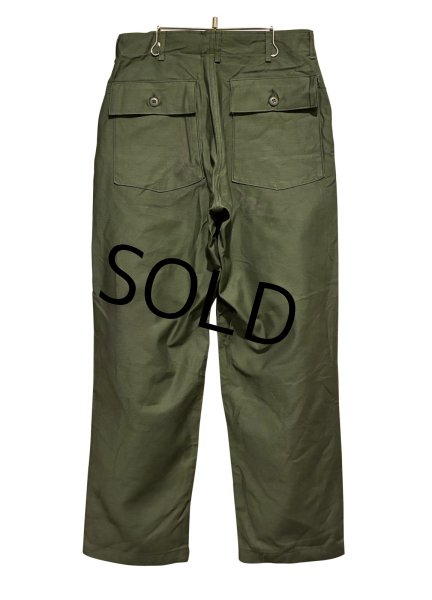 画像3: デッドストック【70's】【米軍実物】【ビンテージ】OG107【ベイカーパンツ】ボタンフライ  Ｗステッチ【ユーティリティパンツ】【32ｘ29】  (3)