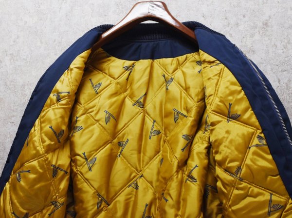 画像2: 程度良好!! 80's~【ビンテージ】【Catalina】 カタリナ【紺】中綿入り 【ダービージャケット】カップショルダージャケット【S程度】  (2)