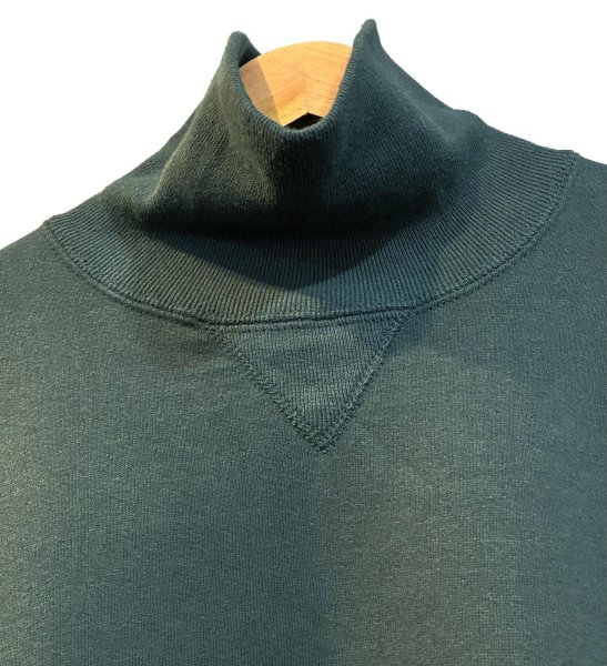 画像5: 90's【USA製】【RUSSELL】ラッセル 【ビンテージ】ダークグリーン 前V【無地】【タートルネックスウェット】【サイズM】  (5)