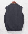画像3: スコットランド製 ビンテージ【アクアスキュータム】チャコール Vネック【アンゴラウールベスト】【44】  (3)