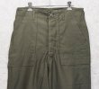 画像3: デッドストック【70's】【米軍実物】【ビンテージ】OG107【ベイカーパンツ】ボタンフライ  Ｗステッチ【ユーティリティパンツ】【32ｘ33】  (3)